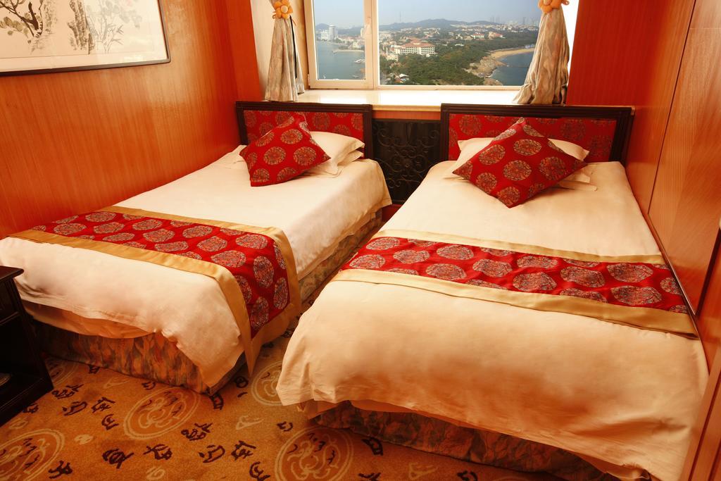 Donghai Grand Hotel Ціндао Номер фото