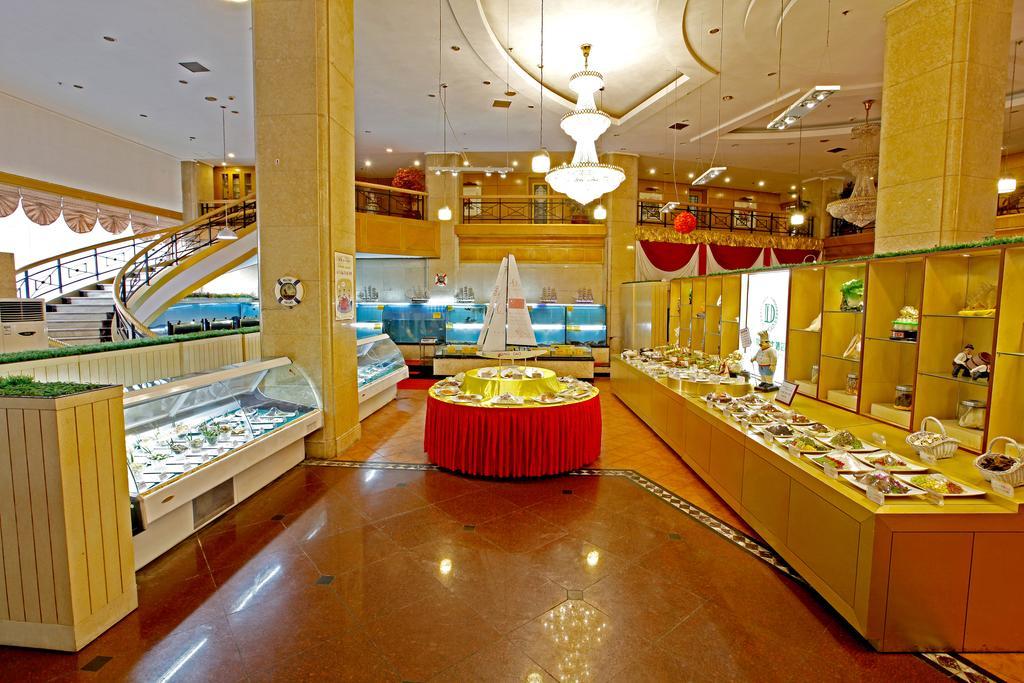 Donghai Grand Hotel Ціндао Екстер'єр фото